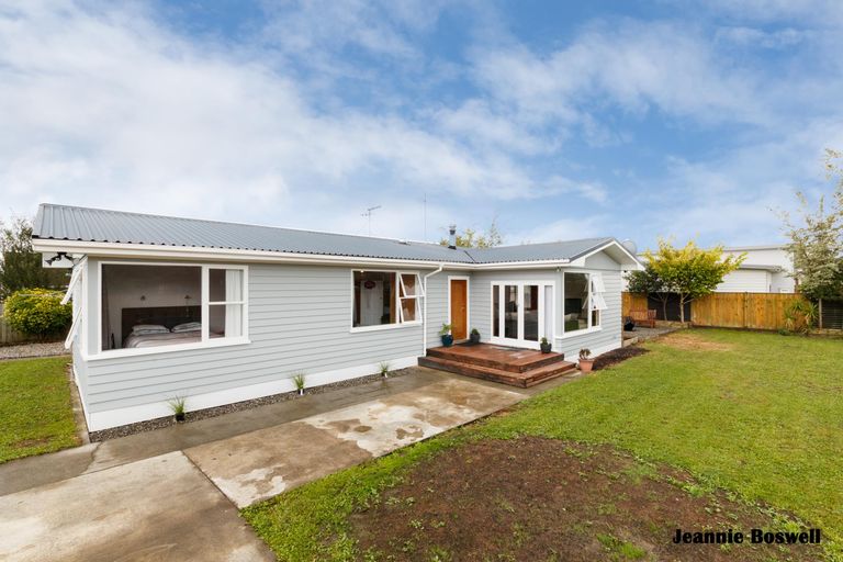 Photo of property in 79 James Line, Kelvin Grove, Palmerston North, 4414