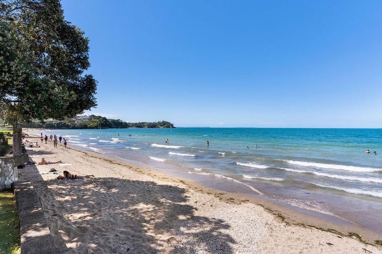 Photo of property in Seaview Apartments, 13/64 Milford Road, Milford, Auckland, 0620