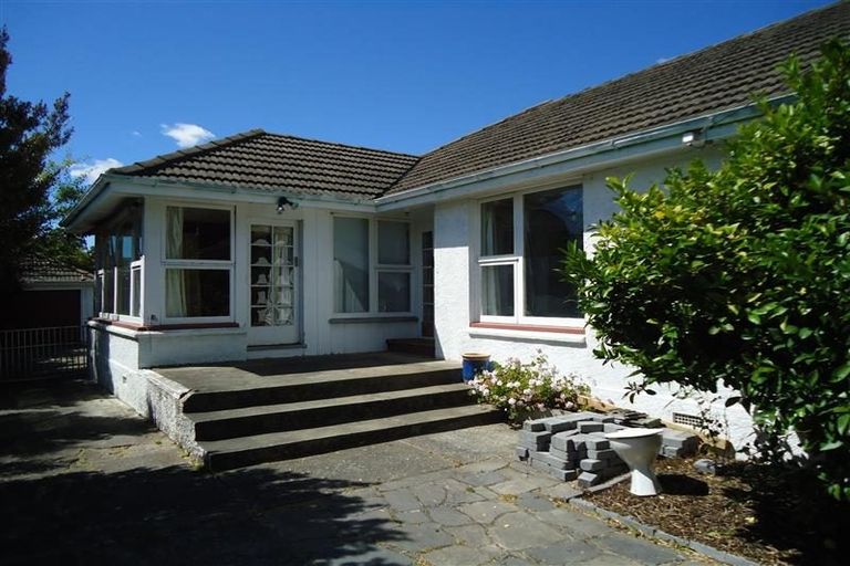 Photo of property in 6 Barlow Street, Ilam, Christchurch, 8041