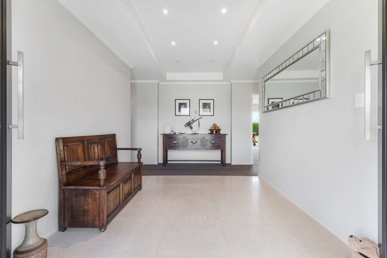 Photo of property in 17 Millbrook Drive, Waiuku, 2683