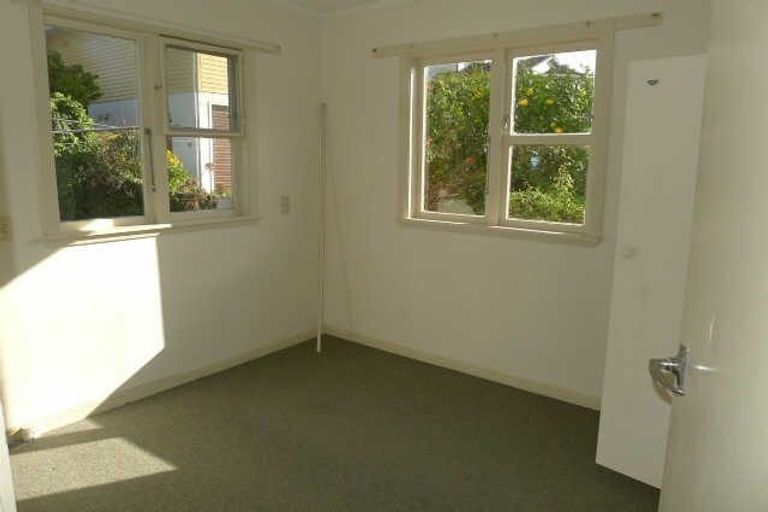 Photo of property in 365 Kapiti Road, Paraparaumu Beach, Paraparaumu, 5032