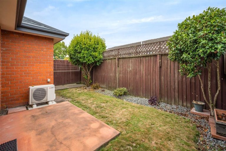 Photo of property in 5/149 Highsted Road, Casebrook, Christchurch, 8051