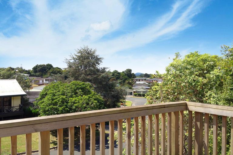 Photo of property in 13 Granfield Place, Te Kamo, Whangarei, 0112