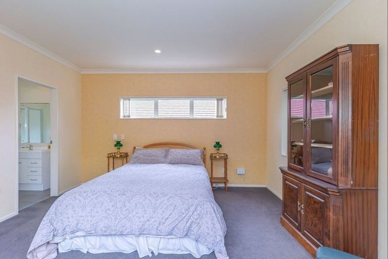 Photo of property in 50 Easton Way, Levin, 5510