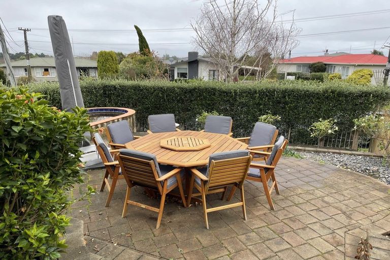 Photo of property in 25 Given Street, Havelock North, 4130