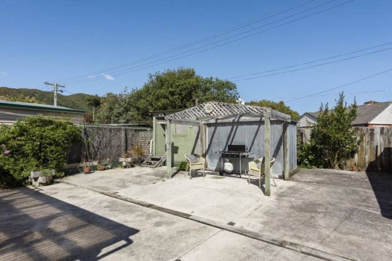 Photo of property in 16 Jutland Street, Waterloo, Lower Hutt, 5011