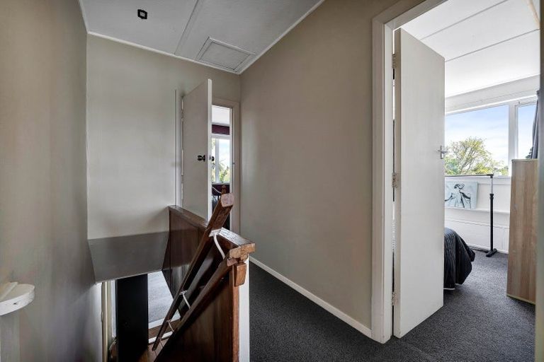 Photo of property in 3 Surrey Street, Stratford, 4332