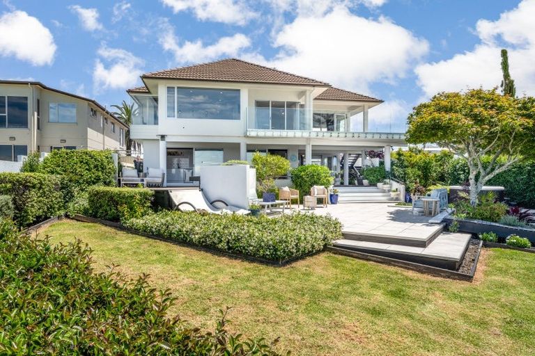 Photo of property in 1/121 Pah Road, Cockle Bay, Auckland, 2014