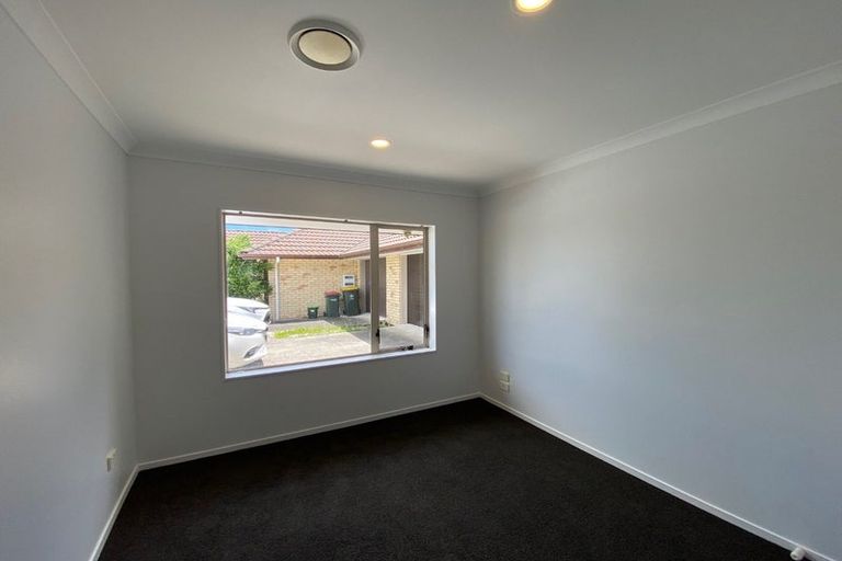 Photo of property in 12 Innisowen Place, Flat Bush, Auckland, 2019