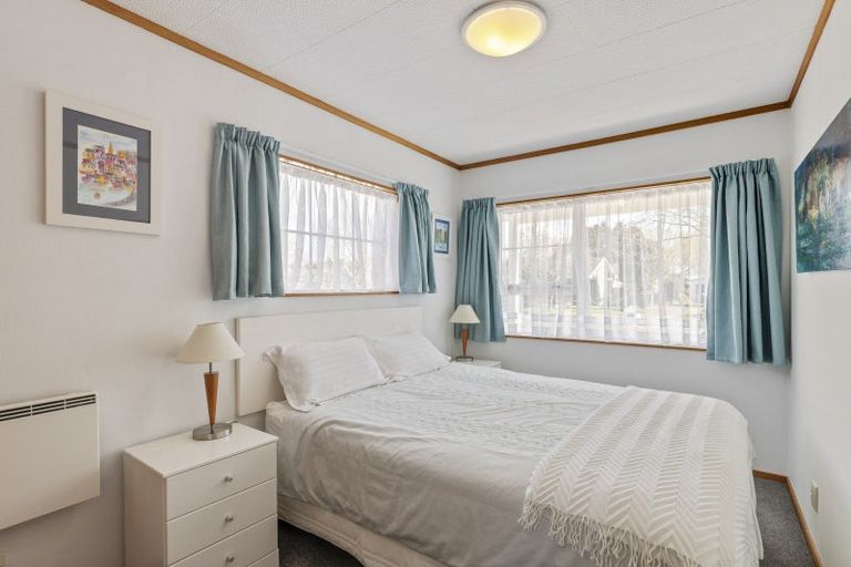 Photo of property in 10 Elder Grove, Whalers Gate, New Plymouth, 4310