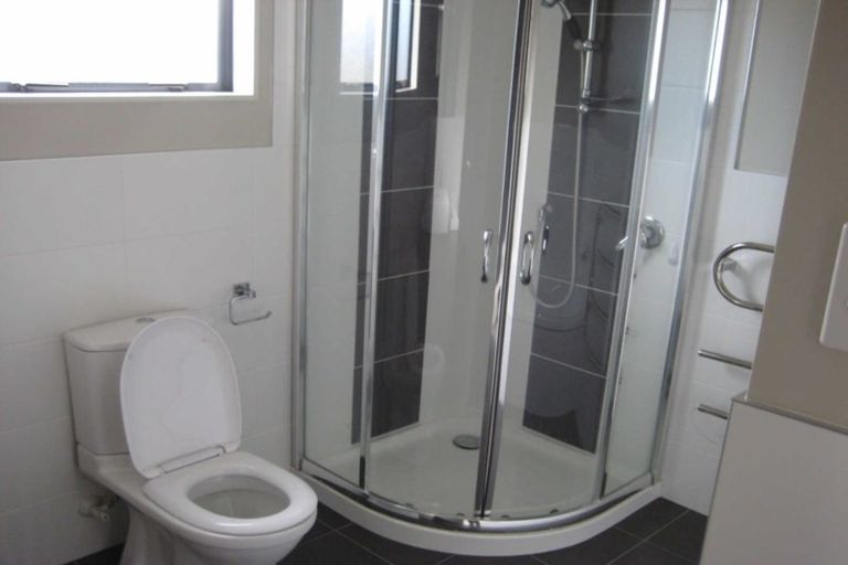 Photo of property in 13 Riverglade Parkway, Te Atatu South, Auckland, 0610