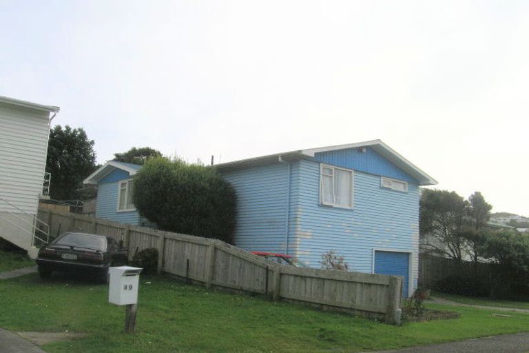 Photo of property in 51 Beaumaris Crescent, Ascot Park, Porirua, 5024