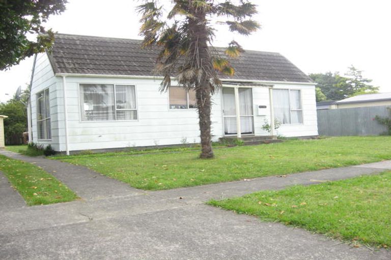 Photo of property in 4 Massey Street, Aramoho, Whanganui, 4500