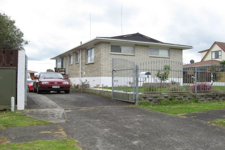 Photo of property in 4 Warden Place, Mangere Bridge, Auckland, 2022