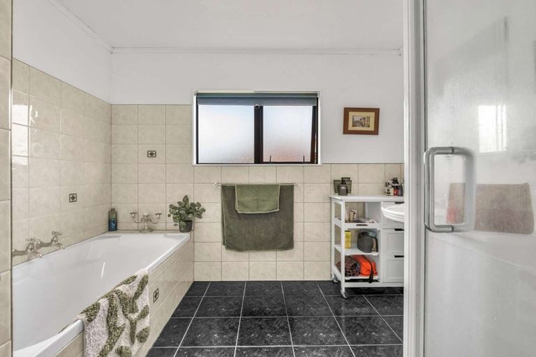 Photo of property in 245 Taurangaruru Road, Karioitahi, Waiuku, 2683