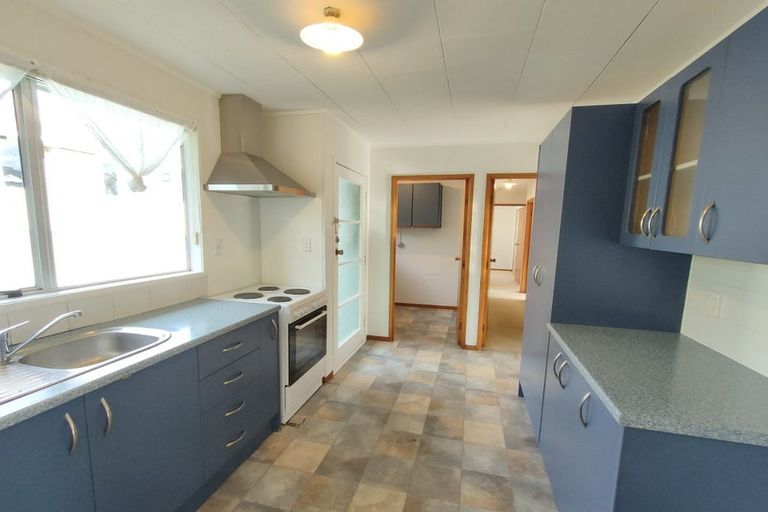 Photo of property in 104 Stanley Road, Glenfield, Auckland, 0629