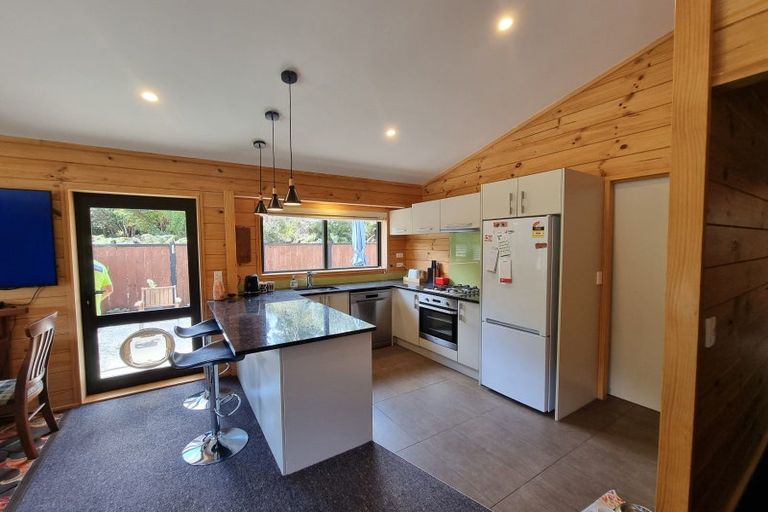 Photo of property in 8 Hurren Place West, Kumara Junction, Hokitika, 7882