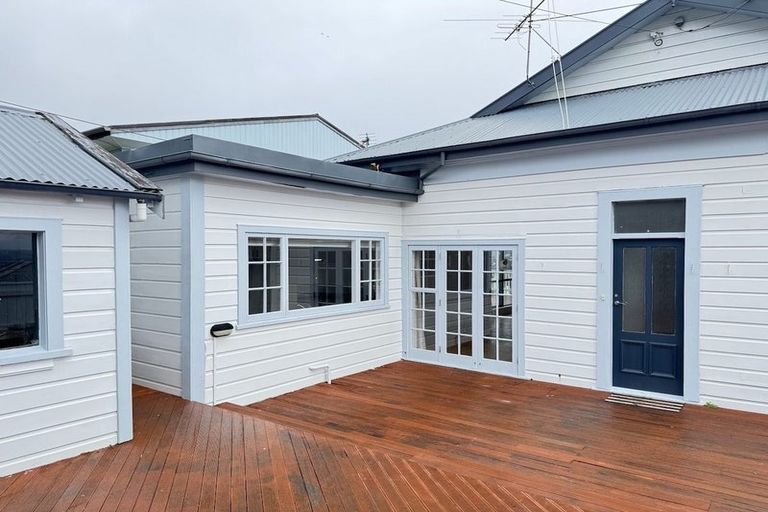 Photo of property in 30 Chesterton Street, Johnsonville, Wellington, 6037