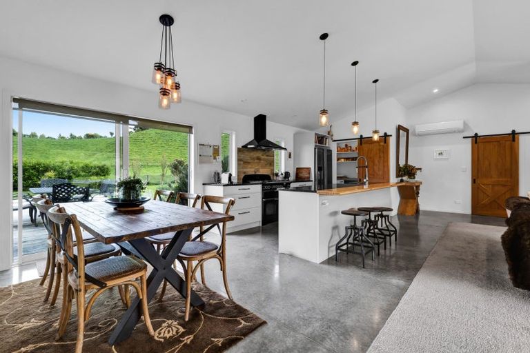 Photo of property in 7 Harkness Rice Way, Koru, New Plymouth, 4374