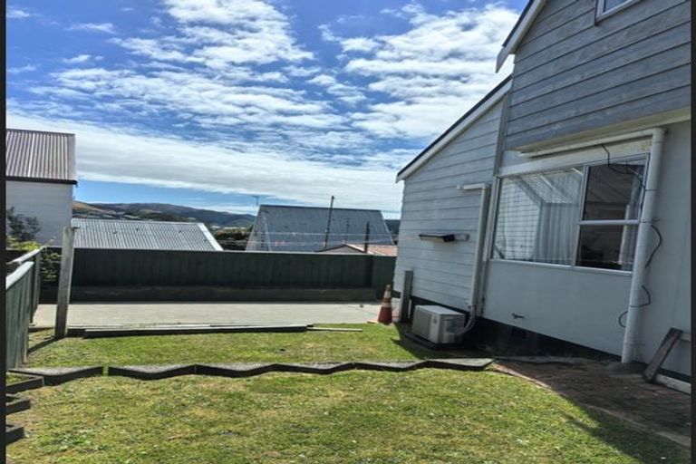 Photo of property in 22 Abilene Crescent, Churton Park, Wellington, 6037