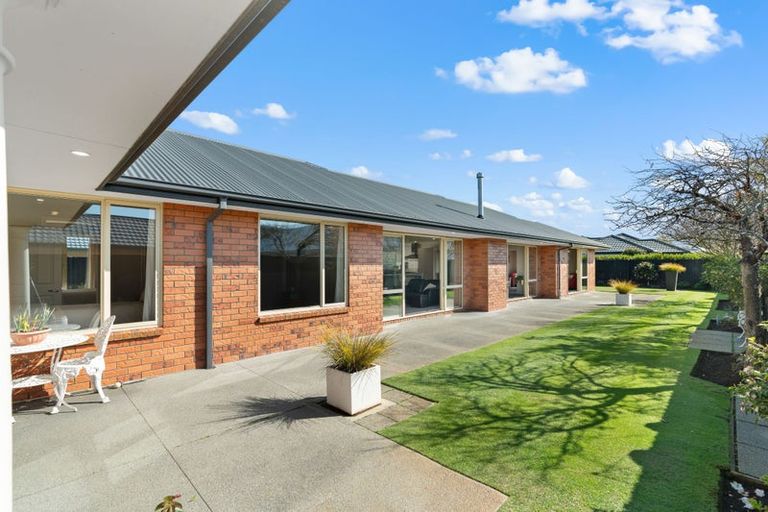 Photo of property in 22 Burbank Drive, Aidanfield, Christchurch, 8025