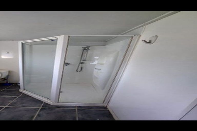 Photo of property in 1 Boundary Road, Opaheke, Papakura, 2113