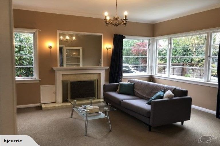 Photo of property in 299 Fitzherbert Avenue, West End, Palmerston North, 4410