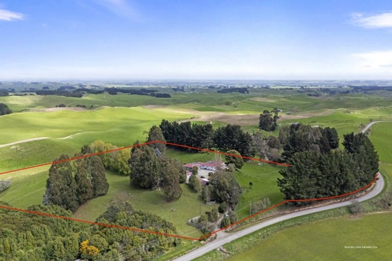 Photo of property in 476 Finnis Road, Pohangina, Feilding, 4775