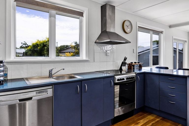 Photo of property in 11 Mccarthy Street, Hawera, 4610