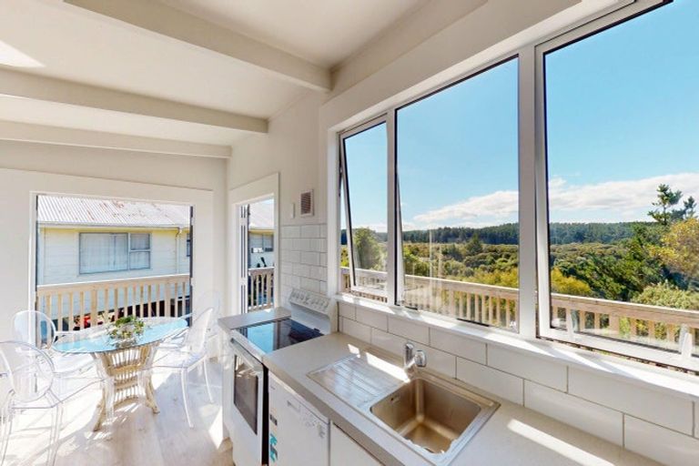 Photo of property in 7 Muritai Terrace, Hokio Beach, Levin, 5571