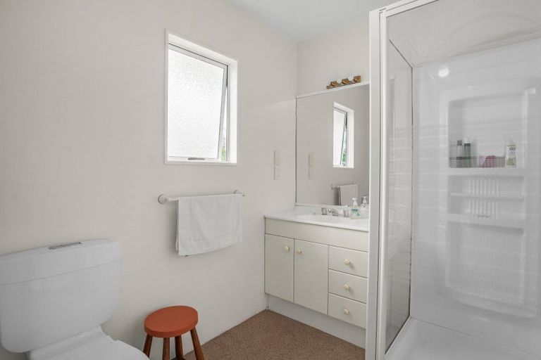 Photo of property in 15 Wood Street, Greytown, 5712