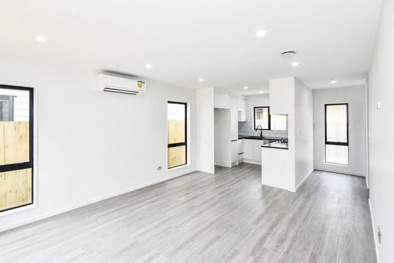 Photo of property in 115b Russell Road, Manurewa, Auckland, 2102