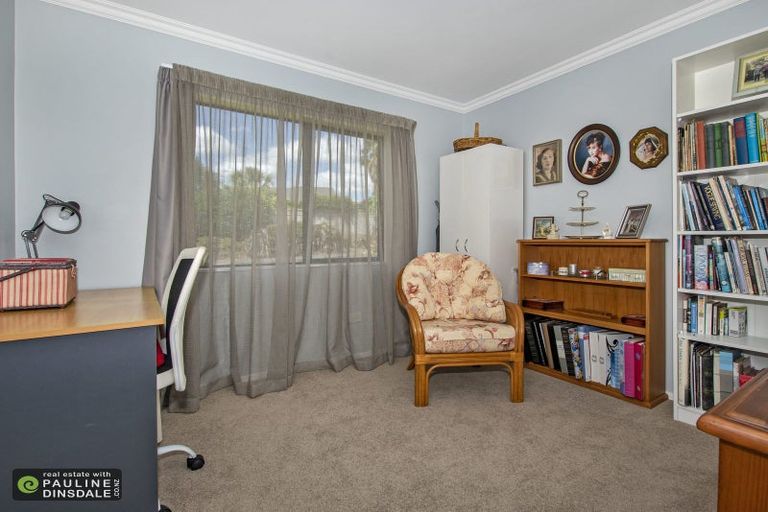Photo of property in 1 Lochiel Place, Te Kamo, Whangarei, 0112