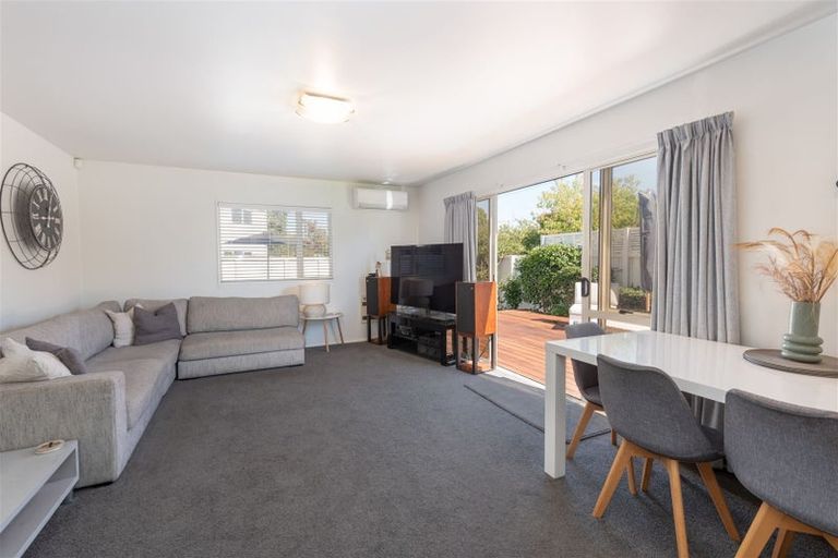 Photo of property in 48 Dover Street, St Albans, Christchurch, 8014