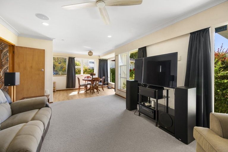 Photo of property in 8 Rakau Street, Havelock North, 4130