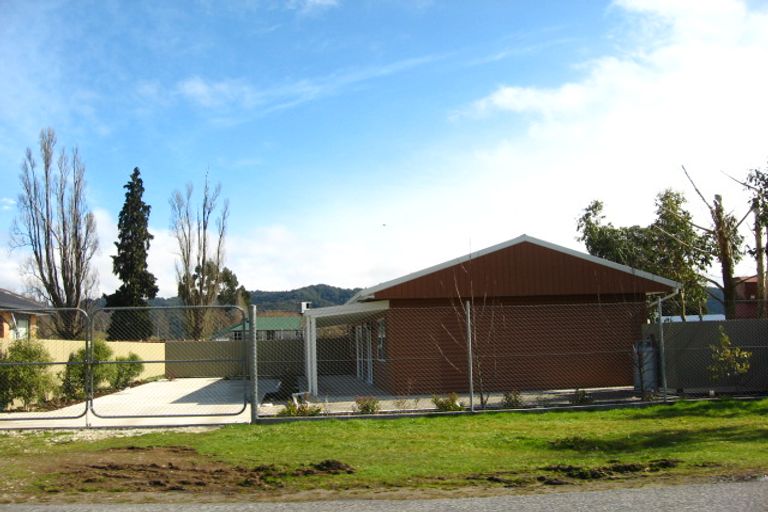 Photo of property in 68 Crampton Road, Reefton, 7830