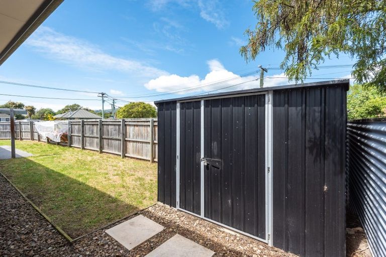 Photo of property in 32 Cumnor Terrace, Woolston, Christchurch, 8023