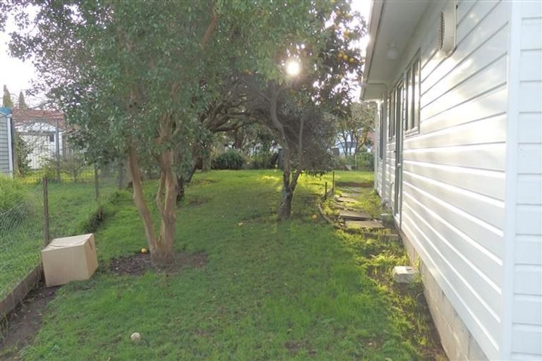 Photo of property in 52 Wedgwood Avenue, Mangere East, Auckland, 2024