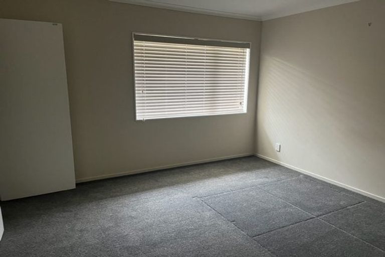 Photo of property in 6 Moston Grove, Churton Park, Wellington, 6037