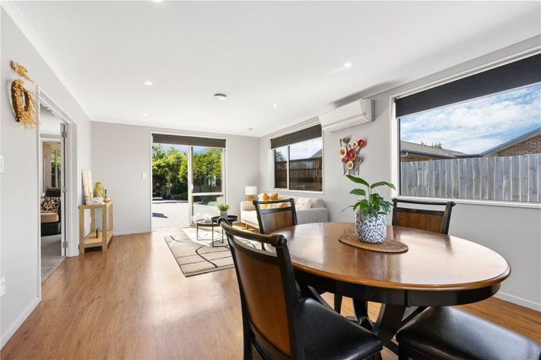 Photo of property in 37 Campion Place, Rolleston, 7614