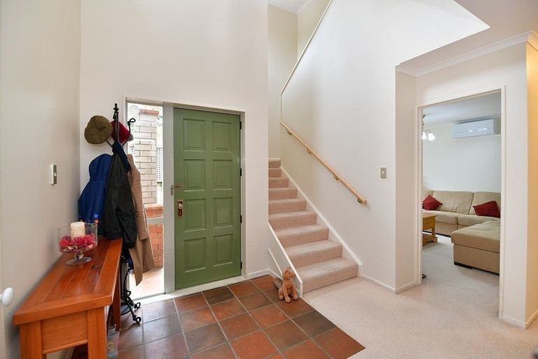 Photo of property in 26 Amherst Place, Albany, Auckland, 0632