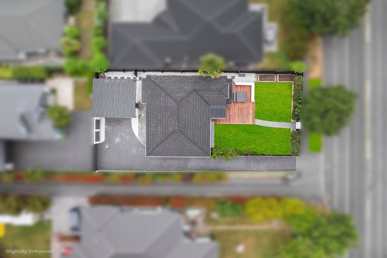 Photo of property in 18a Blighs Road, Strowan, Christchurch, 8052