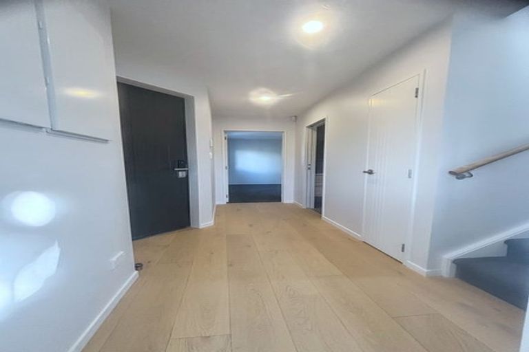 Photo of property in 110 Canongate Street, Birkdale, Auckland, 0626