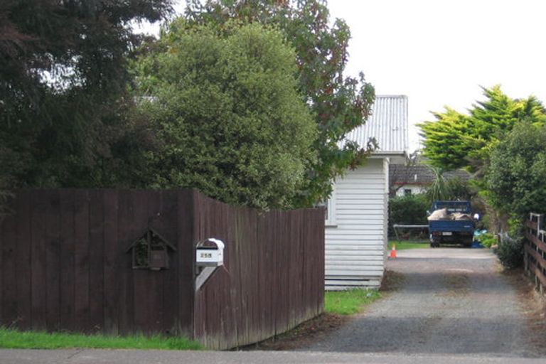 Photo of property in 1/25 Don Buck Road, Massey, Auckland, 0614