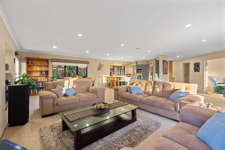Photo of property in 132r Waikite Road, Welcome Bay, Tauranga, 3175