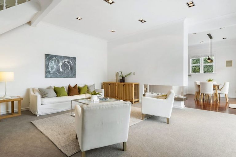 Photo of property in 12 Domain Street, Devonport, Auckland, 0624