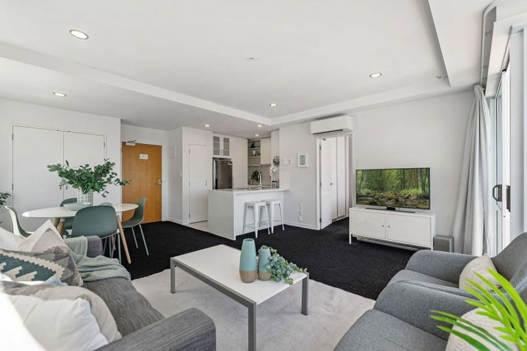 Photo of property in 27/12 Maunganui Road, Mount Maunganui, 3116