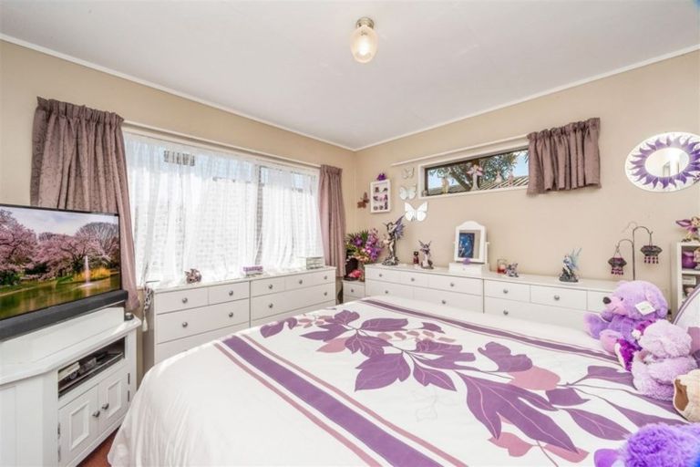Photo of property in 37 Enfield Street, Nawton, Hamilton, 3200