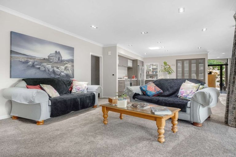 Photo of property in 1 Naomi Place, Cambridge, 3434