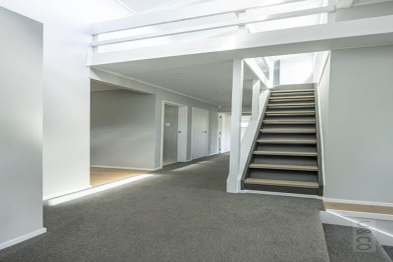 Photo of property in 19 Maude Street, Riverhead, 0820
